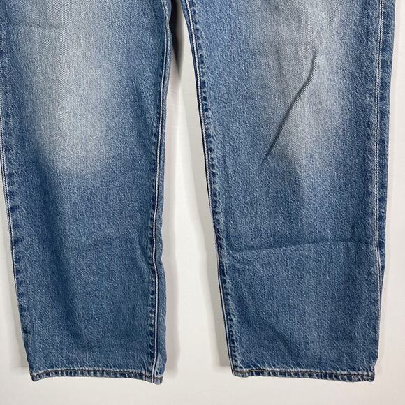 Levis Womens 27 Ribcage Straight Leg Jeans Button Fly Medium Rinse Wash Cotton - Picture 4 of 11